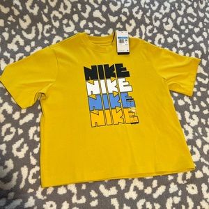 Nike Women’s Boxy T Shirt